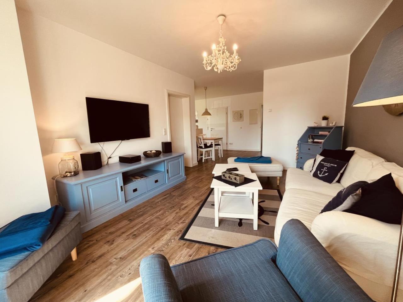 Ferienwohnung Blue In 보른 외부 사진
