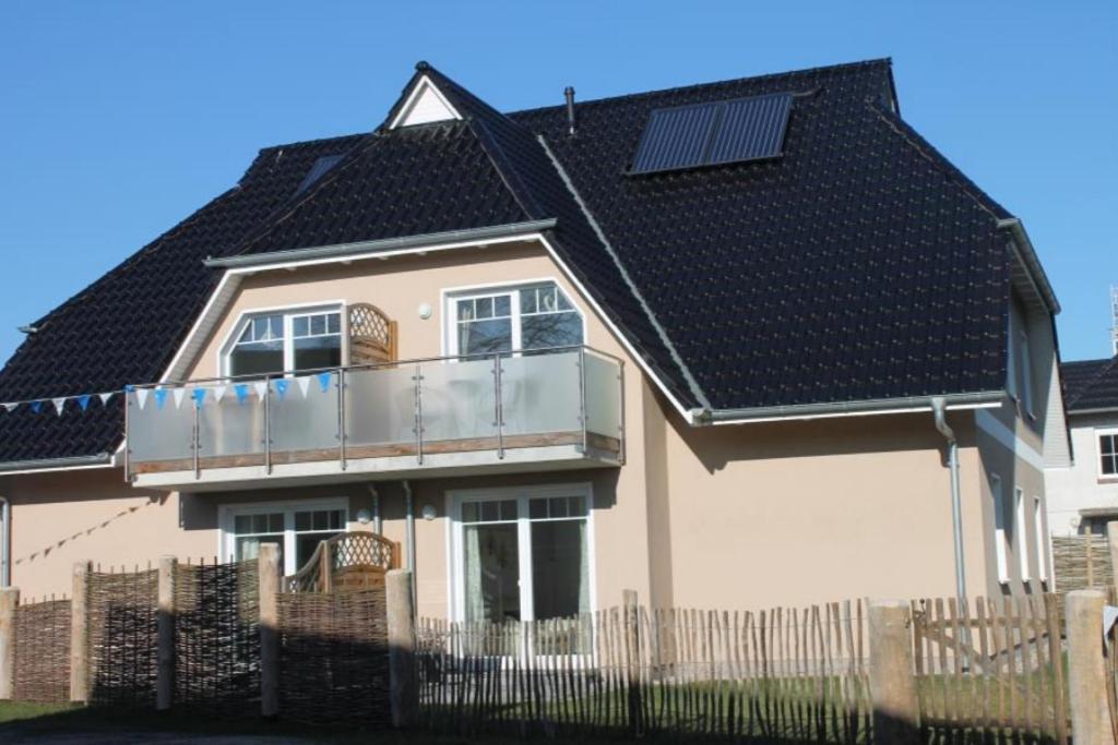 Ferienwohnung Blue In 보른 외부 사진